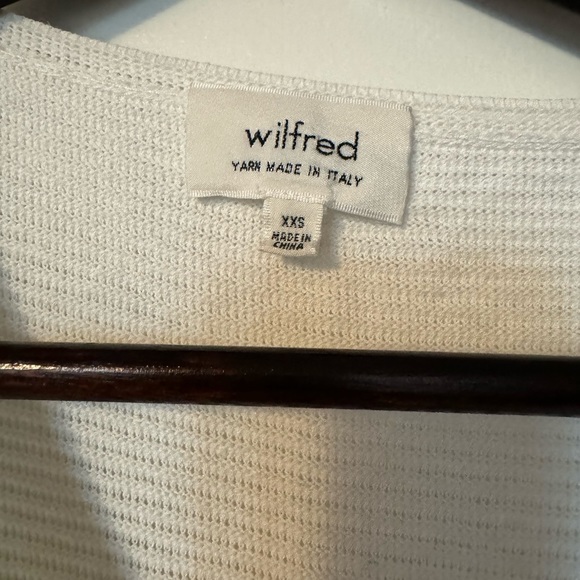 aritzia sweater - Picture 2 of 3